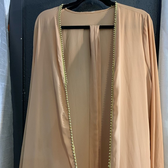 Beige Abaya - Picture 1 of 3